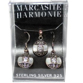 Marcasite setje van hanger met oorbellen