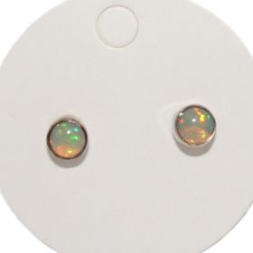 Opaal oorbellen in 925 zilver