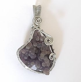 Druif Agaat Wire Wrapped hanger