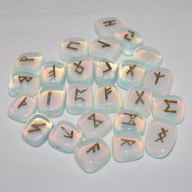 Runen set van Opaline in bewaarzak